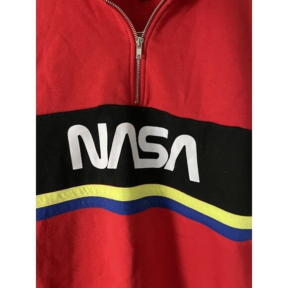 Forever 21 Men’s Red Long Sleeve Pullover Nasa 1/4 Zip Shirt Size Large sweater - Picture 4 of 5